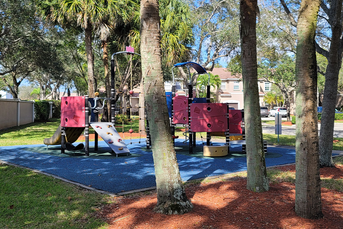 Plantation Trace HOA Inc > Home